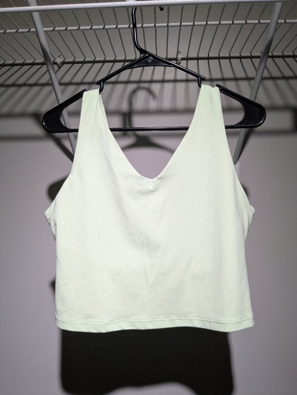 Athleta Mint Green Cropped Bra Tank Top Lg Pilates Athleisure Clean Girl Workout
